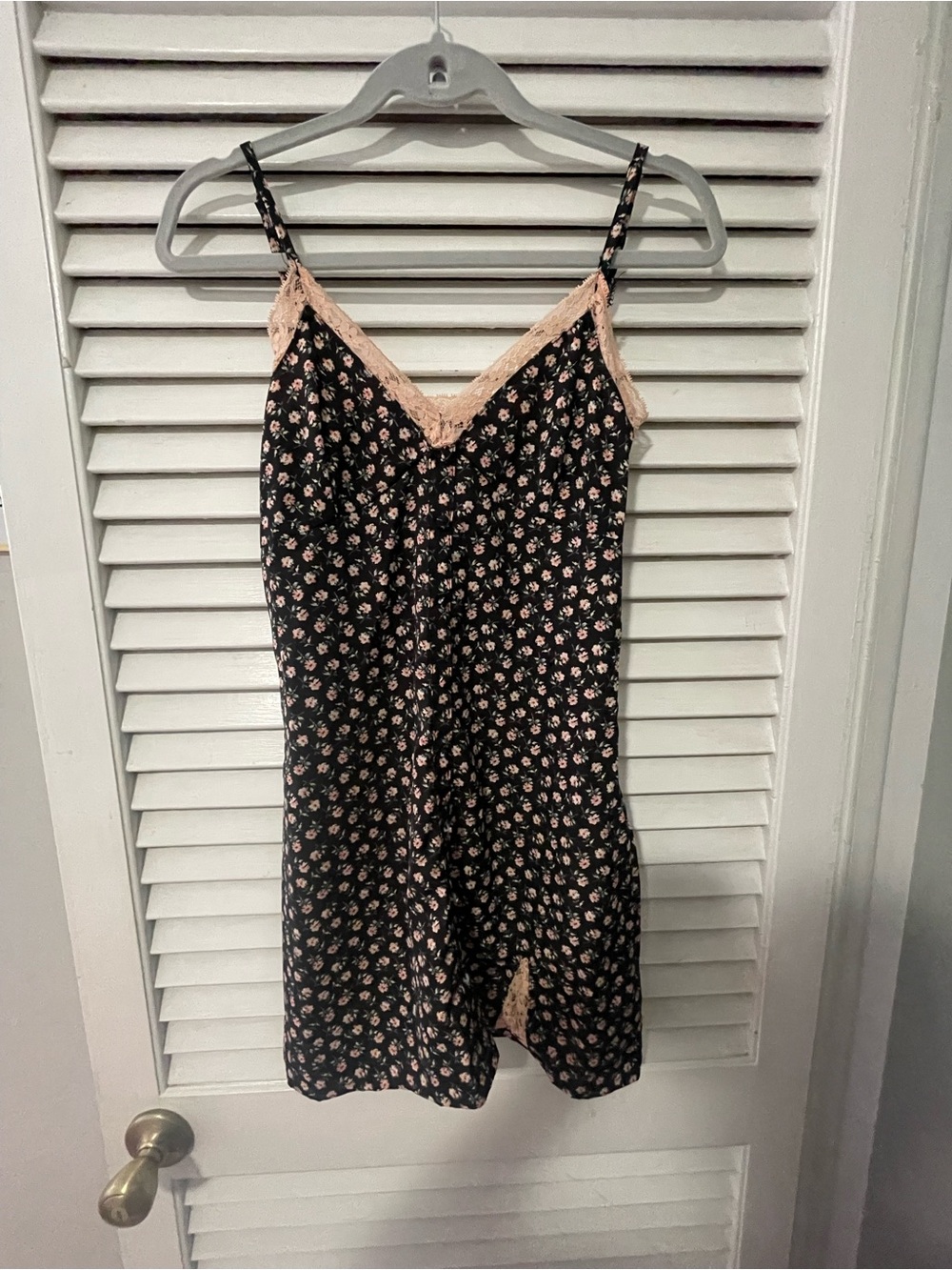 Women's Black Floral Lace-Trim Slip Dress